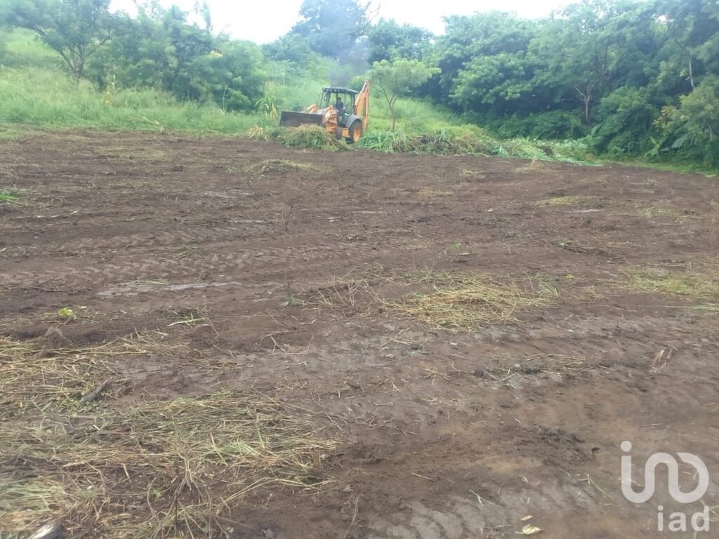 Se venden 14,000 M2 de terreno