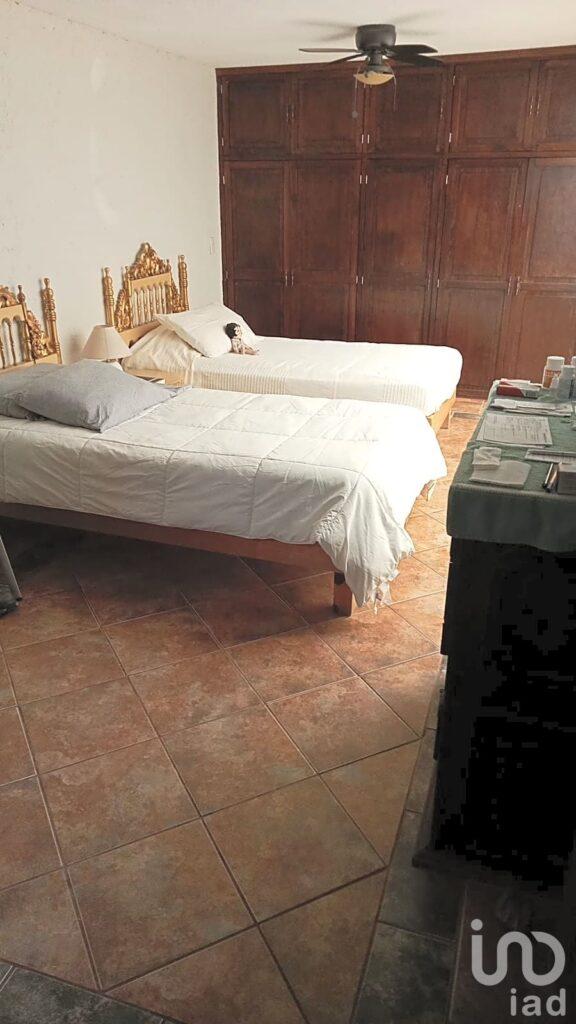 RESIDENCIA EN SANTA MARIA A 5 MIN DE BLV JUAN PABLO