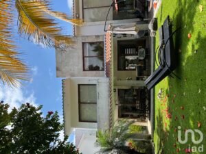 CASA EN PARAISO COUNTRY EN MORELOS, FRACCIONAMIENTO CON DOBLE FILTRO DE SEGURIDAD Y CAMPO DE GOLF