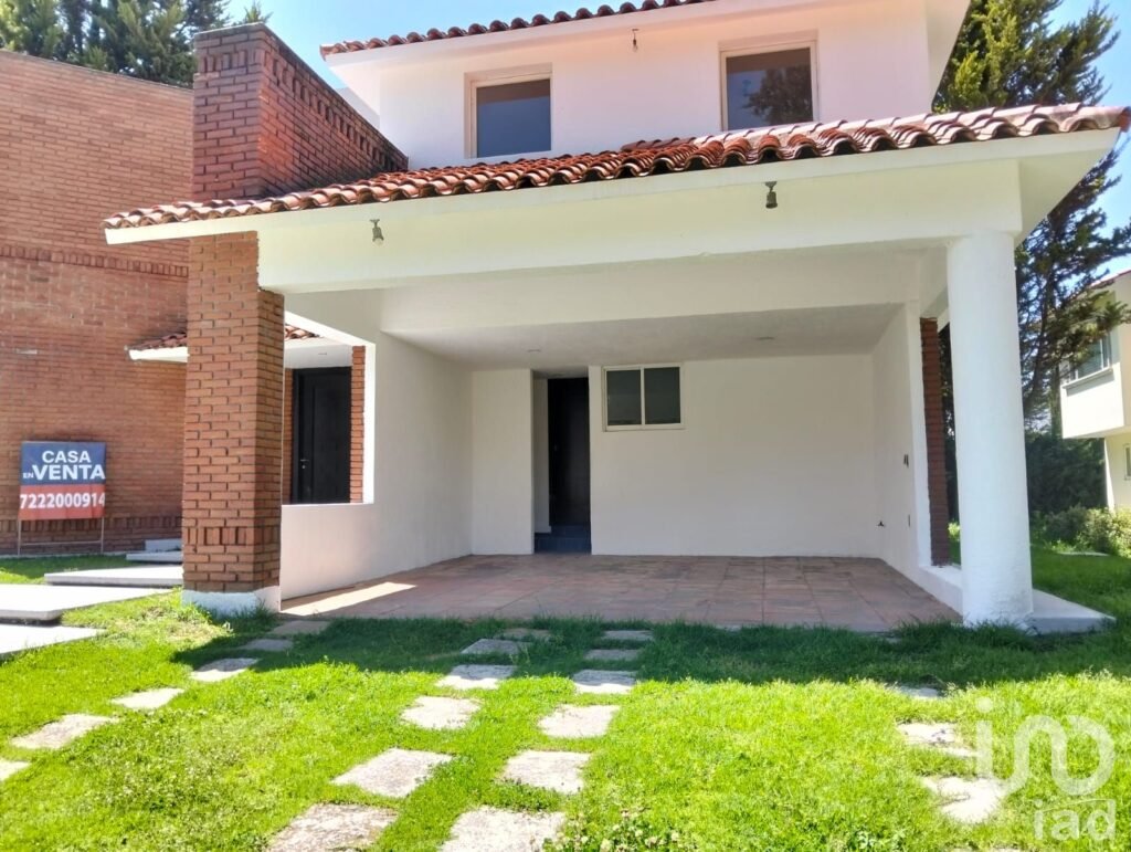 Casa en Venta en Rancho Zamarrero, Zinacantepec, México