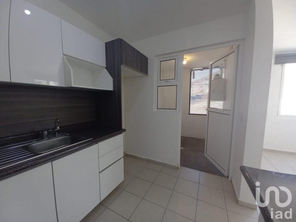 Departamento en venta en Viñedos Querétaro planta alta en esquina