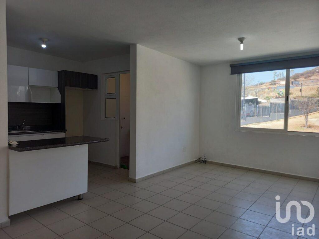 Departamento en venta en Viñedos Querétaro planta alta en esquina