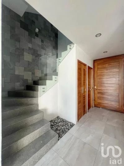 Renta Casa con Roof Garden, en Fraccionamiento Privado en Solares, Zapopan, Ja