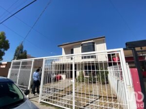 SE VENDE CASA RESIDENSIAL TEJEDA EL PUEBLITO QUERETARO SE VENDE CASA RESIDENSIAL TEJEDA EL PUEBLITO QUERETARO