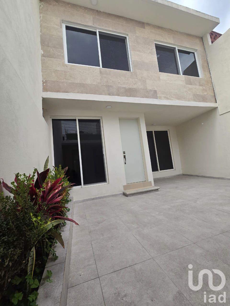 CASA EN VENTA EN CIVAC JIUTEPEC, MORELOS RESIÉN REMODELADA CASA EN VENTA EN CIVAC JIUTEPEC, MORELOS RESIÉN REMODELADA