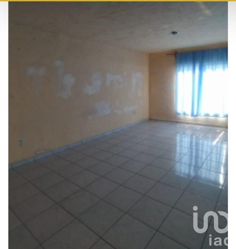 Casa en Venta con 2 deptos, Sn Juan del Rio, Qro