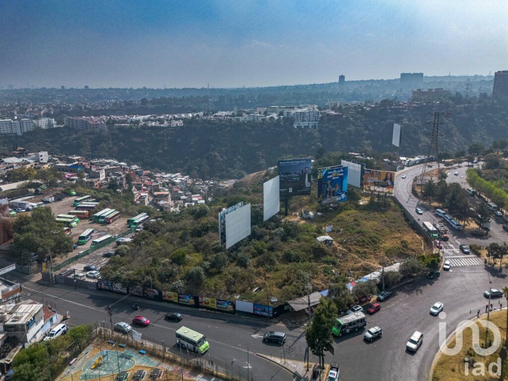 EN VENTA TERRENO UBICADO EN PROLONG. VASCO DE QUIROGA Y BARRIOS SIERRA, SANTA FE LA LOMA, CDMX