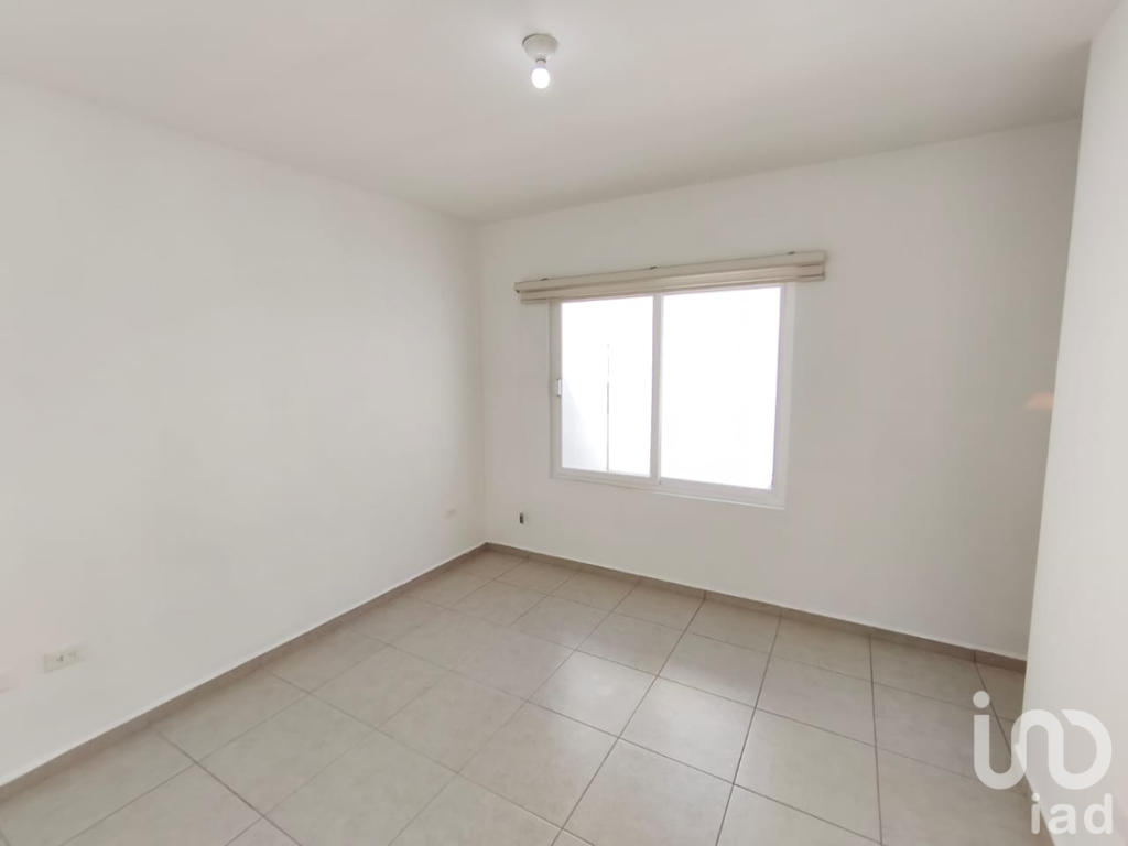 Venta de casa en Cto. canto Calabria,  col. Tres Cantos Residencial Querétaro, Querétaro