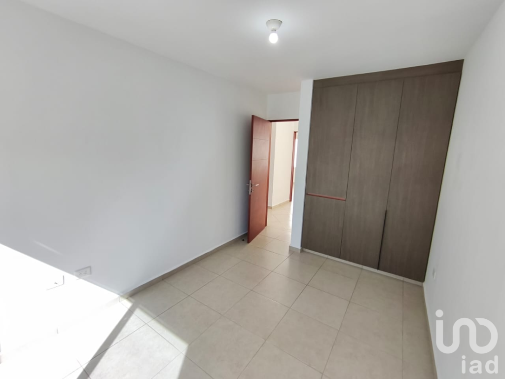 Venta de casa en Cto. canto Calabria,  col. Tres Cantos Residencial Querétaro, Querétaro