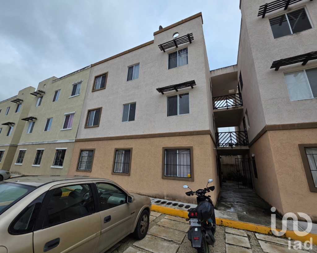 Departamento en Venta en Cancún, Residencial con Amenidades, Zona Poniente