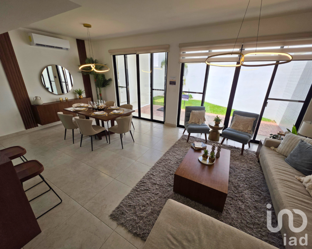 Casa Nueva en Venta en Cancún, 3 Recámaras, sobre Av. HUAYACÁN, con Amenidades Exclusivas