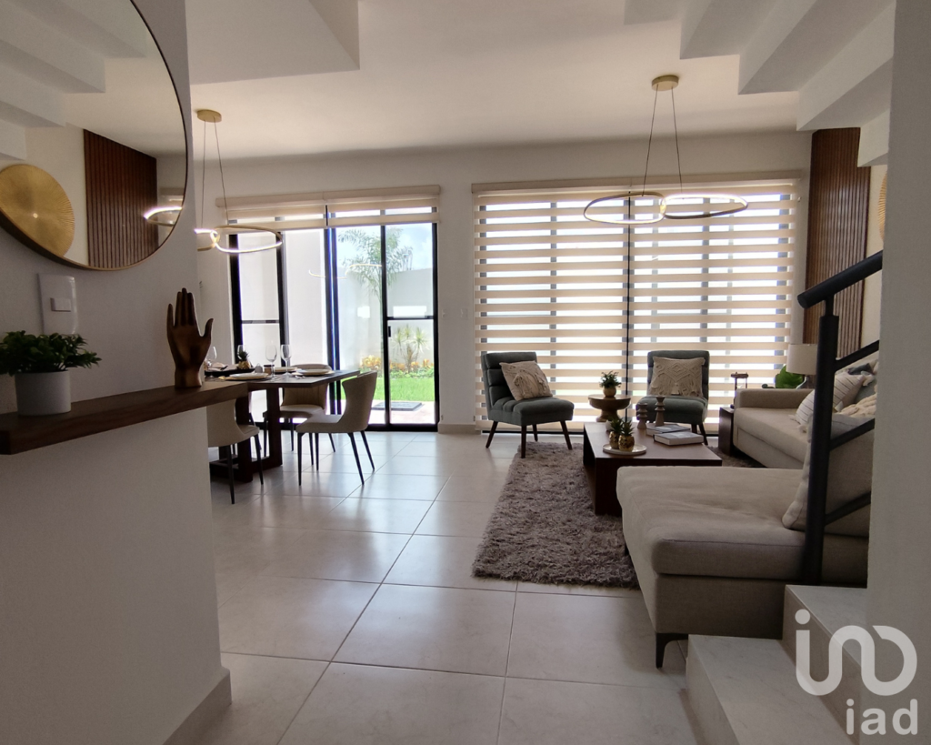 Casa Nueva en Venta en Cancún, 3 Recámaras, sobre Av. HUAYACÁN, con Amenidades Exclusivas