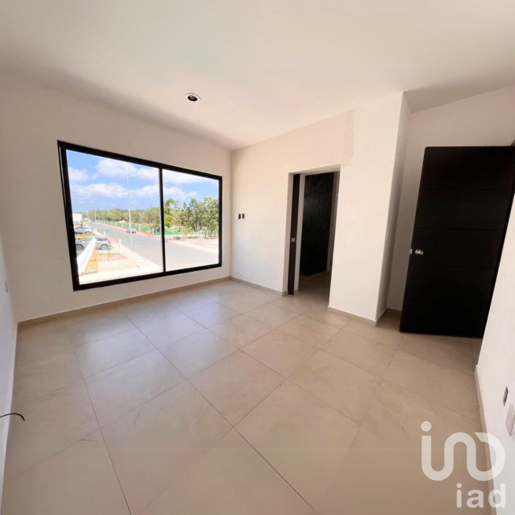 Casa Nueva en Venta en Cancún (Polígono Sur), Residencial sobre Av. La Rioja
