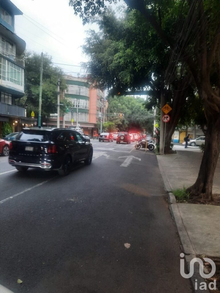 Terreno en venta en Colonia del Valle 225 m2 uso de suelo H 4/20/M Oportunidad para desarrolladores