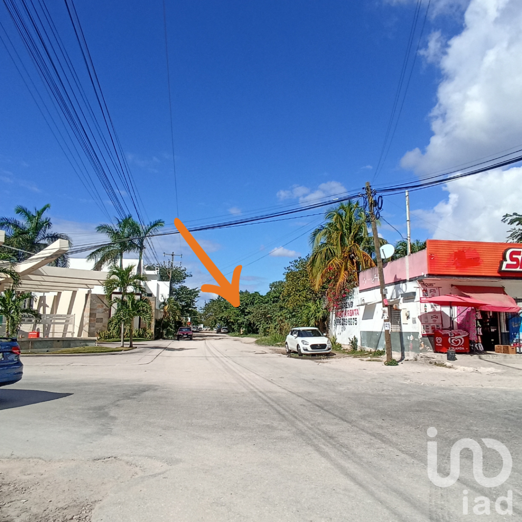 Terreno en Renta en Cancún, con uso de suelo mixto sobre Av. Fonatur