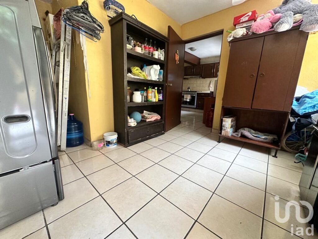 CASA DE DOS NIVELES EN VENTA EN FRACCIONAMIENTO ALAMEDA MAZATLAN SINALOA