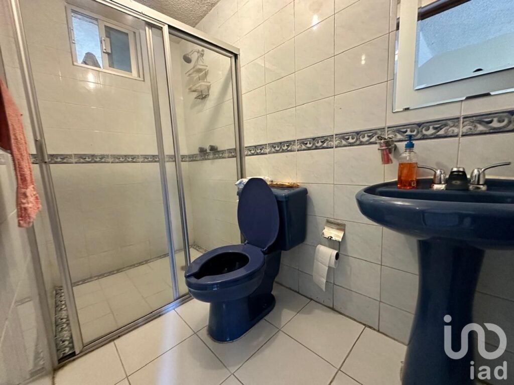 CASA DE DOS NIVELES EN VENTA EN FRACCIONAMIENTO ALAMEDA MAZATLAN SINALOA