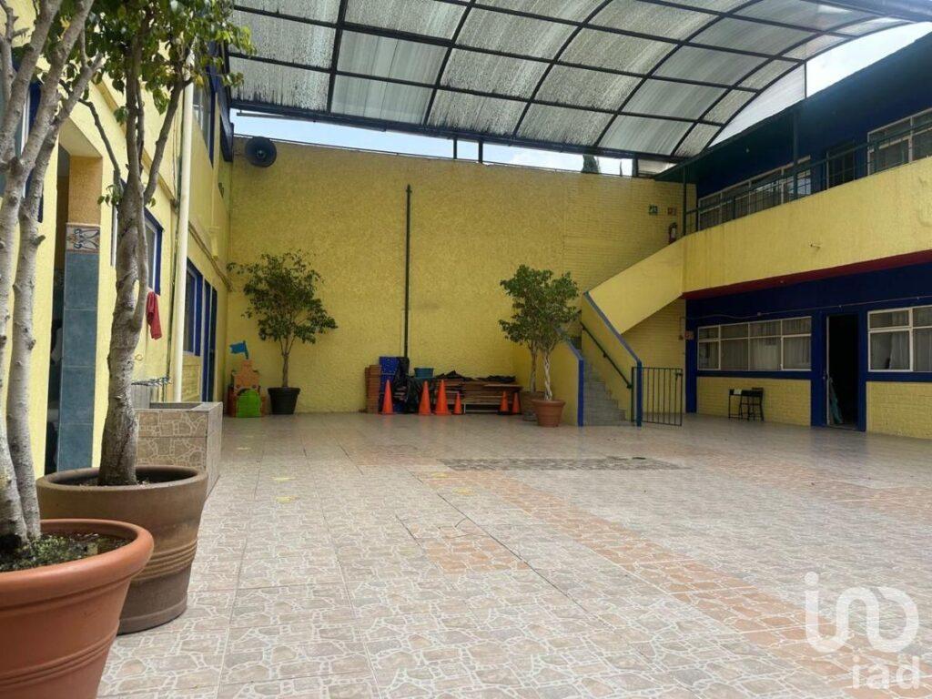 VENTA DE ESCUELA