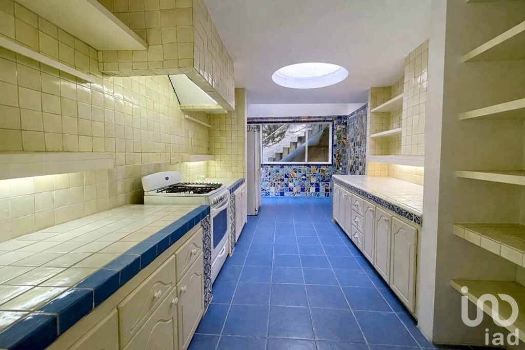 CASA EN VENTA PROPIA PARA HOTEL BOUTIQUE EN EL CENTRO DE CUERNAVACA.