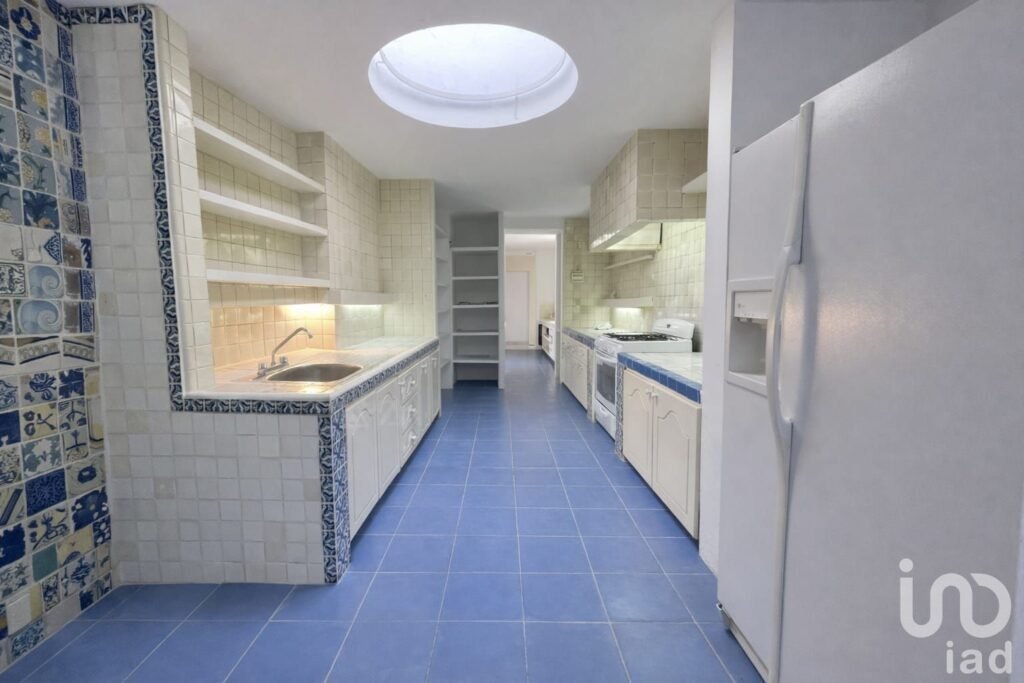 CASA EN VENTA PROPIA PARA HOTEL BOUTIQUE EN EL CENTRO DE CUERNAVACA.