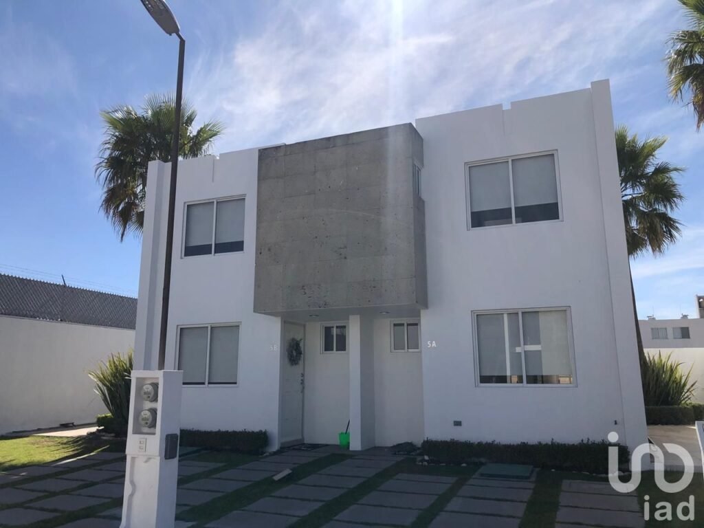 Renta Casa 3 Recamaras, Chapultepec Residencial, Puebla.