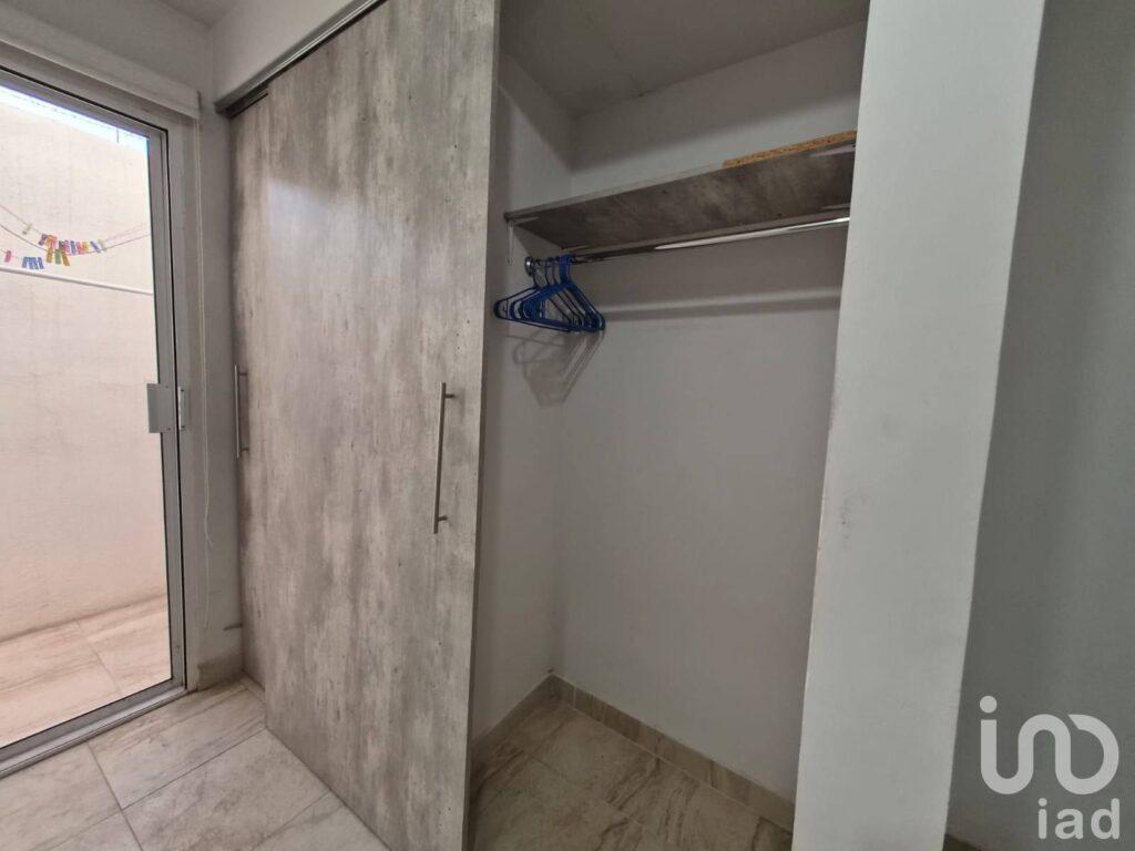 Departamento Amueblado en Renta con Serv. Zona Norte a 2 minutos de Teresiano