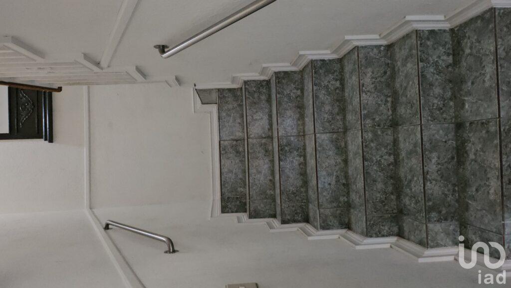 DEPARTAMENTO EN RENTA AMUEBLADO CON SERV. ZONA TERESIANO