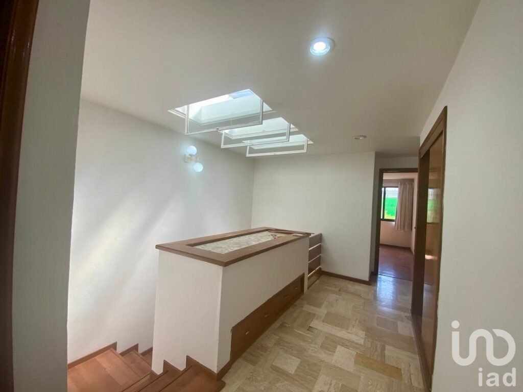 Casa con uso de suelo comercial en venta