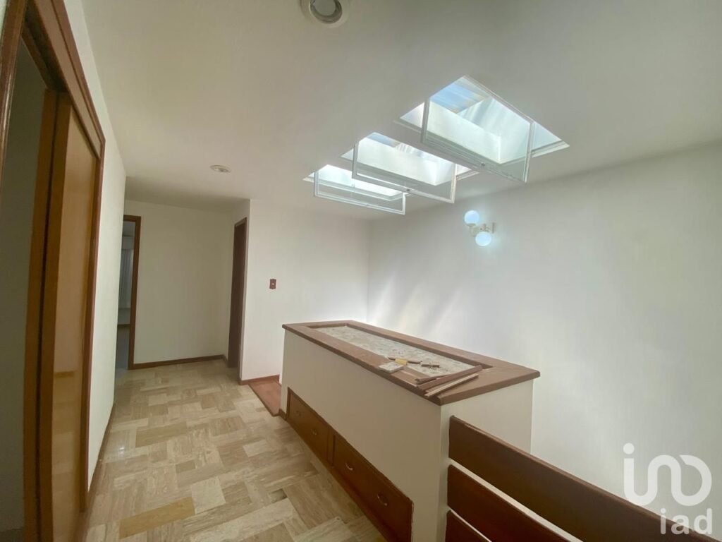 Casa con uso de suelo comercial en venta