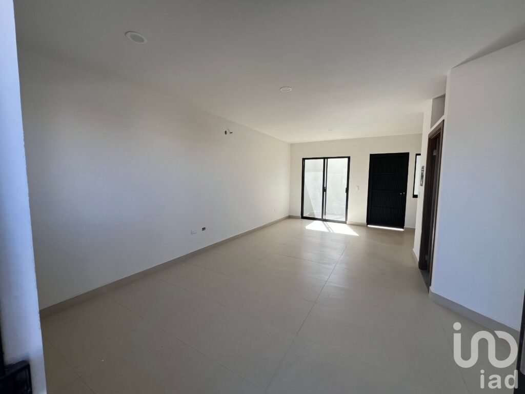 Casa Nueva en Venta en Fracc. Ancira Durango 3 Recámaras, 2.5 Baños, Cochera 2 Autos  Alta Plusvalia