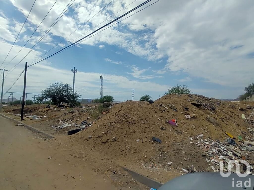 TERRENO DE USO MIXTO EN VENTA EN HERMOSILLO SONORA. ZONA DE ALTA PLUSVALÍA.