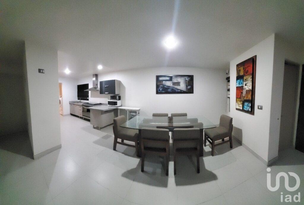 Casa en Venta, hab.  extras, para rentar, en  Fraccionamiento Bianco, Zibata, El Marques, Queretaro