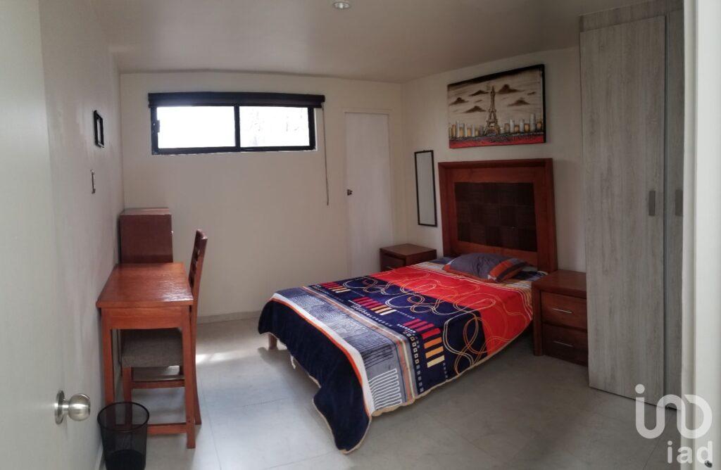 Casa en Venta, hab.  extras, para rentar, en  Fraccionamiento Bianco, Zibata, El Marques, Queretaro