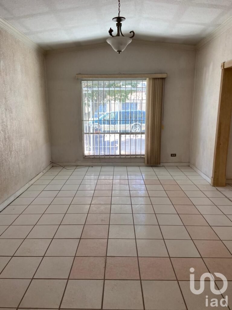 CASA RENTA FRACC. VILLAHERMOSA