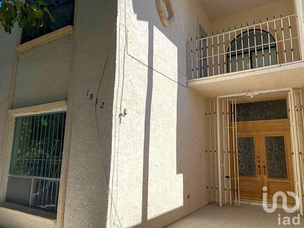 CASA RENTA FRACC. VILLAHERMOSA