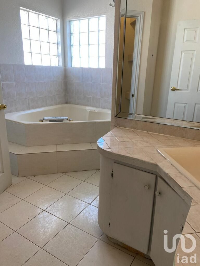 CASA RENTA FRACC. VILLAHERMOSA