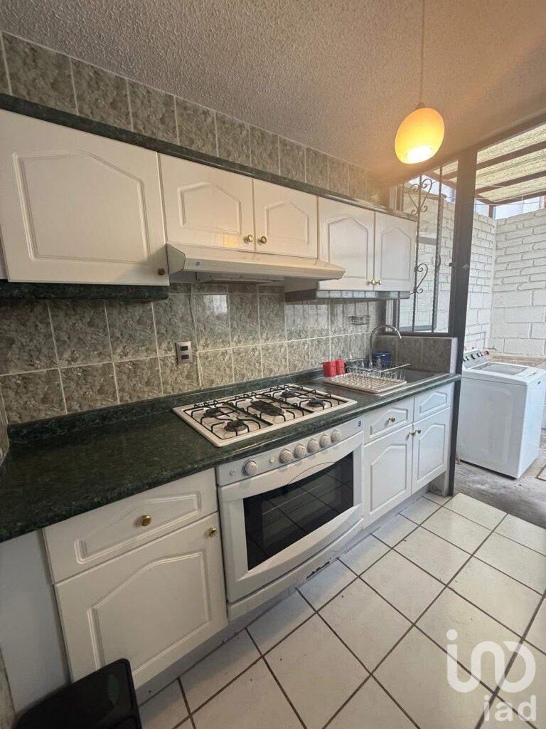 Hermosa Casa en Venta  Col. Fray Antonio de San Miguel (Ocolusen), Morelia