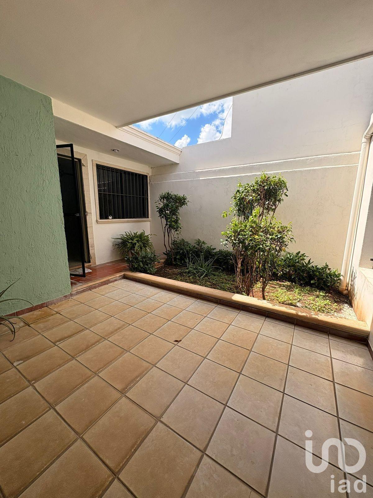 Casa en venta en Polígono 108 Merida Yucatán