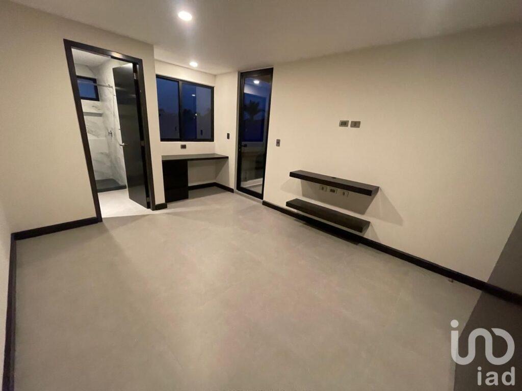 Casa En Venta En Zona Morillotla, Dentro de Fraccionamiento