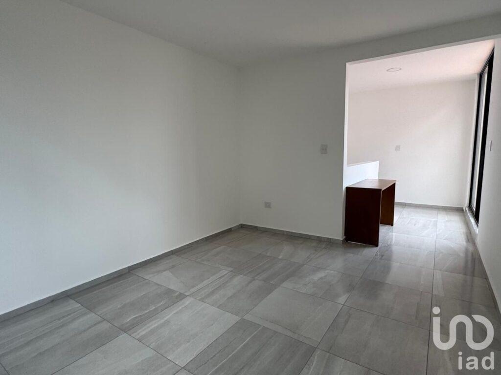 CASA EN VENTA EN FRACCIONAMIENTO CERRADO A 5 MINUTOS DE PLAZA SAN DIEGO EN CHOLULA