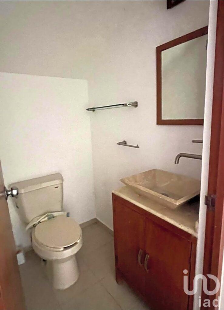 VENTA DE CASA DE MONTES ACONCAGUA, LOMAS 2DA. EN LA CIUDAD DE SAN LUIS POTOSI