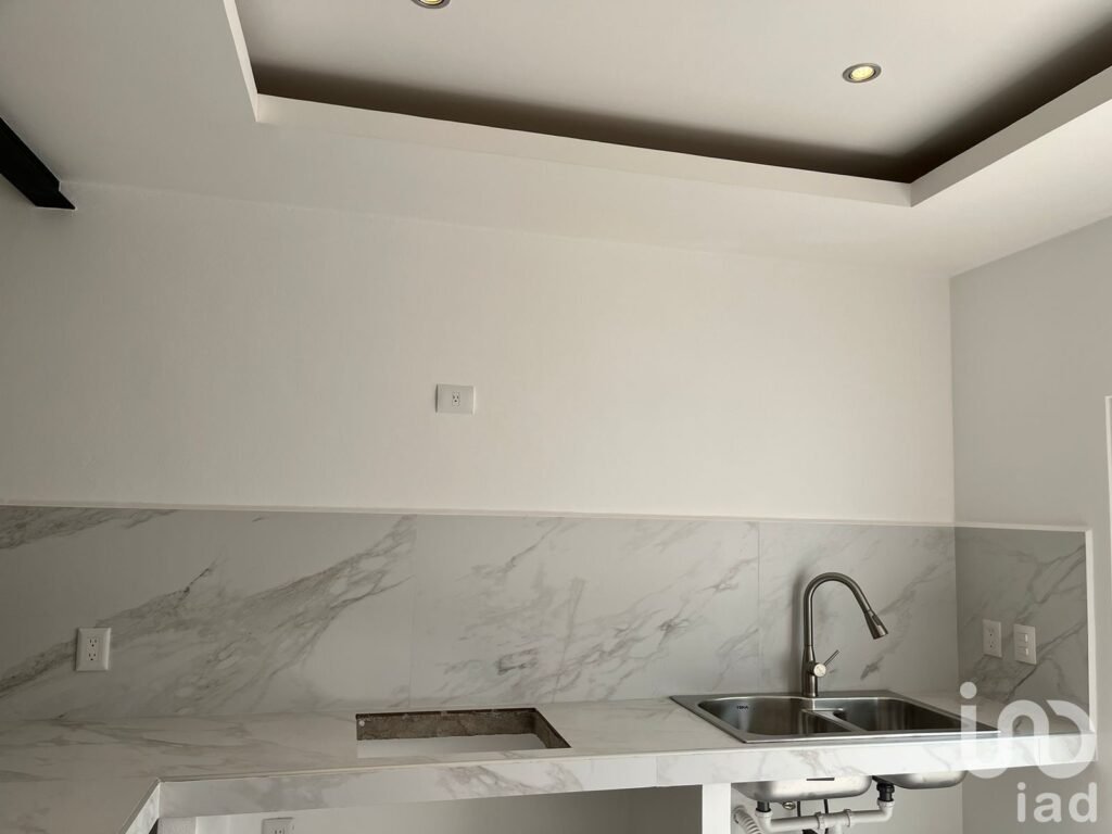 VENTA DE CASA EN VISTA HERMOSA CUERNAVACA IDEAL PARA RESIDENCIA, SPA O CLINICA DE BELLEZA.