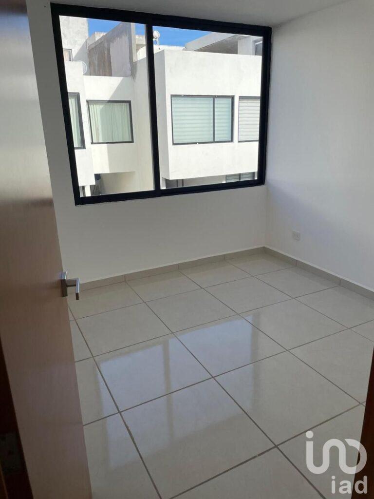 Casa en venta en Álamo Residencial - San Juan Cuautlancingo, Puebla.