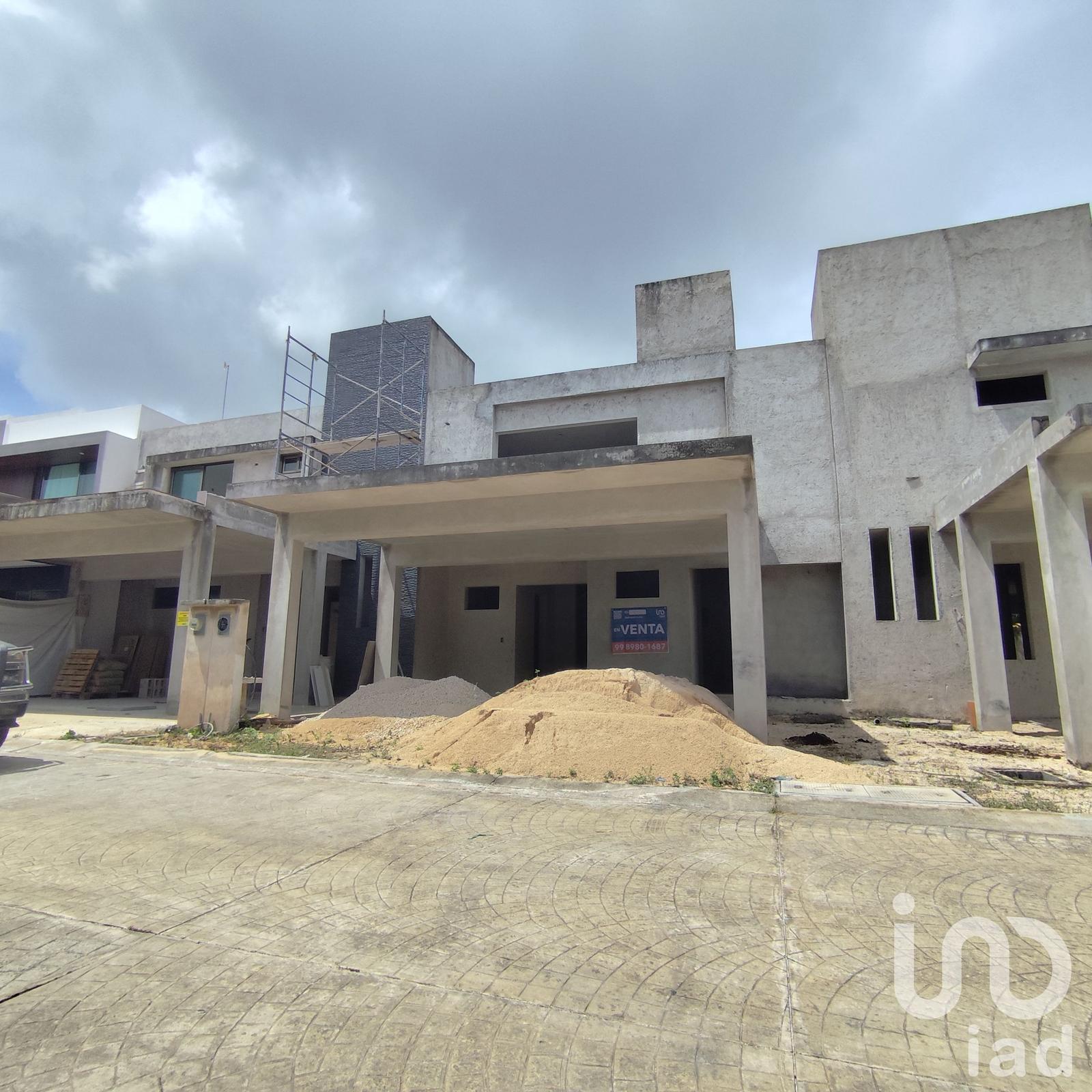 Casa (en Obra Gris) a la Venta en Cancún – Aqua Residencial – 3 Recámaras