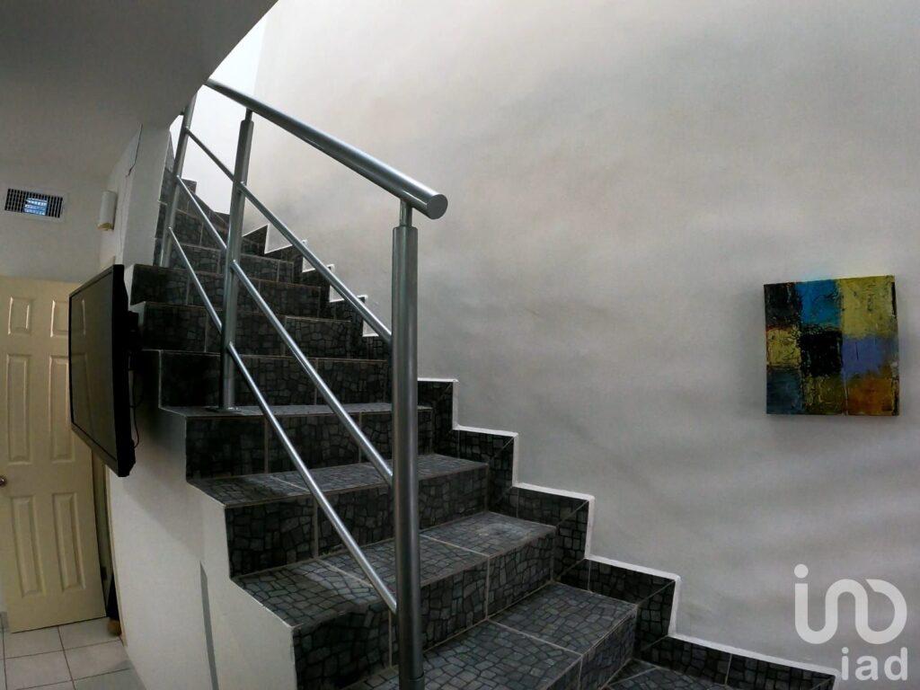 DEPARTAMENTO EN RENTA TOTALMENTE AMUEBLADO CERCA DE PUENTE INT. CD. JUAREZ CHIH