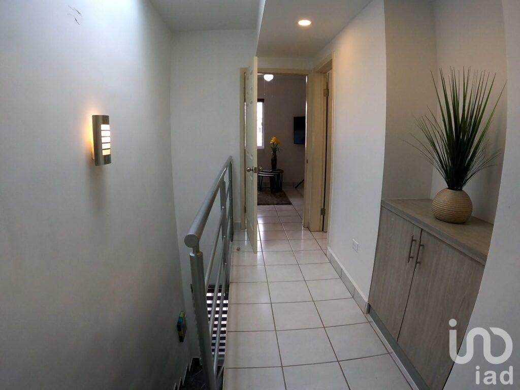 DEPARTAMENTO EN RENTA TOTALMENTE AMUEBLADO CERCA DE PUENTE INT. CD. JUAREZ CHIH