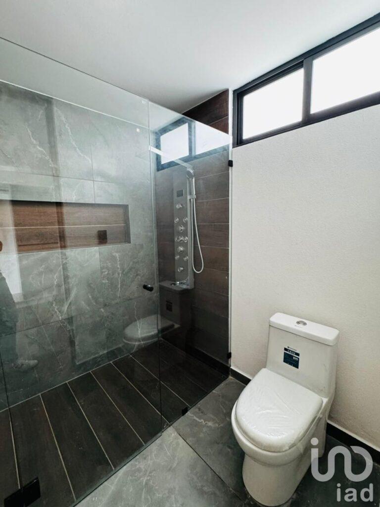 Casa nueva en venta en Frac. Monterreal en San Pedro, Cholula con 167m2 de construcción