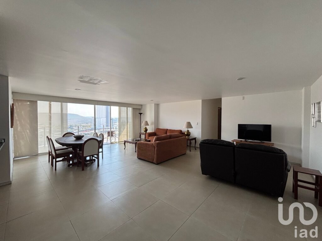 PENTHOUSE AMUEBLADO EN JURIQUILLA SANTA FE QUERETARO, QRO.