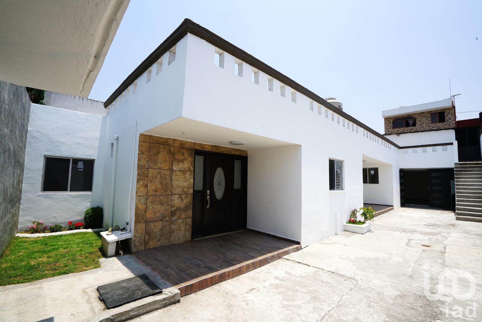 EN VENTA CASA DE 1 PISO, ZONA NORTE (MERCADO HIDALGO Y CENTRAL DE ABASTOS) EN VENTA CASA DE 1 PISO, ZONA NORTE (MERCADO HIDALGO Y CENTRAL DE ABASTOS)