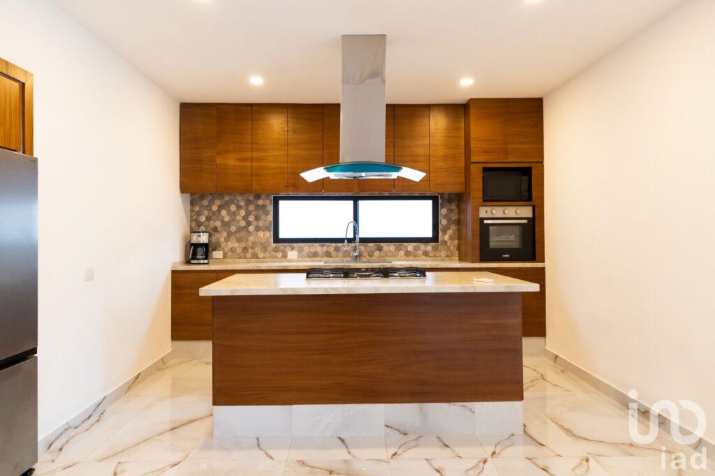 CASA EN VENTA AMUEBLADA JARDINES DE LA REJOYADA